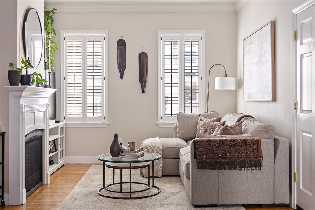 52 Mystic St 1, Boston, MA 02129