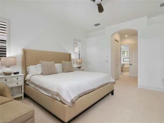 7660 Cottesmore DR, Naples, FL 34113