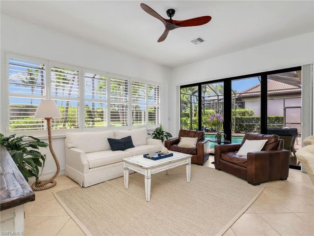 7660 Cottesmore DR, Naples, FL 34113