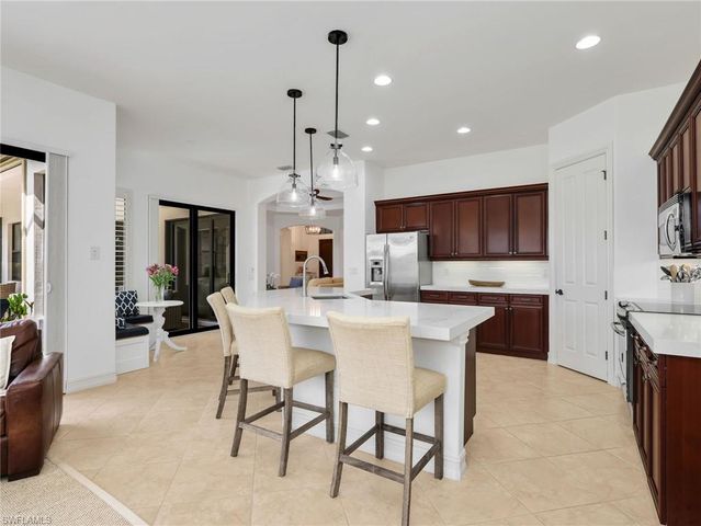 7660 Cottesmore DR, Naples, FL 34113