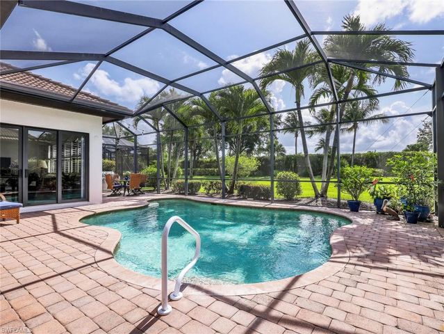 7660 Cottesmore DR, Naples, FL 34113