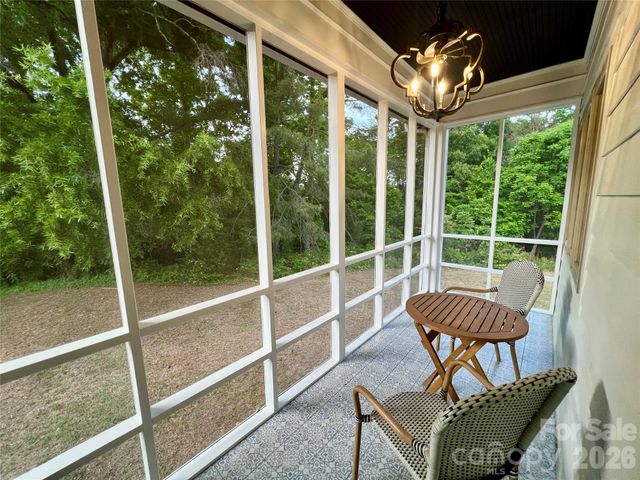 13033 Asbury Chapel Road, Huntersville, NC 28078