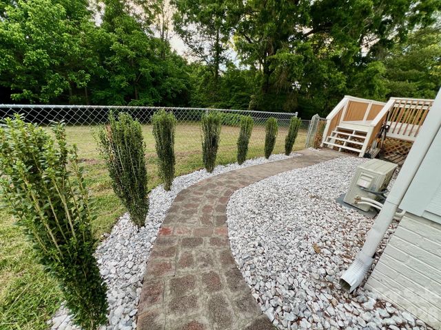 13033 Asbury Chapel Road, Huntersville, NC 28078