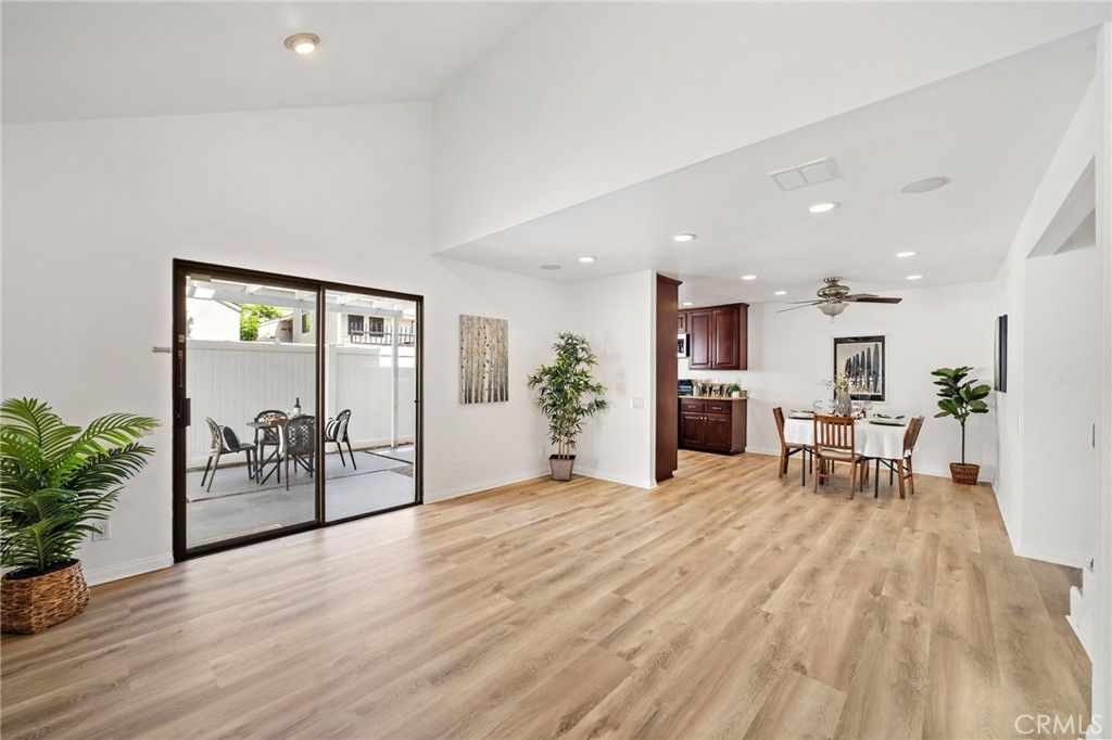 Image 2 of property listing at 2168 Kristin, Costa Mesa, CA 92627