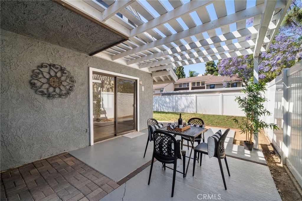 Image 22 of property listing at 2168 Kristin, Costa Mesa, CA 92627