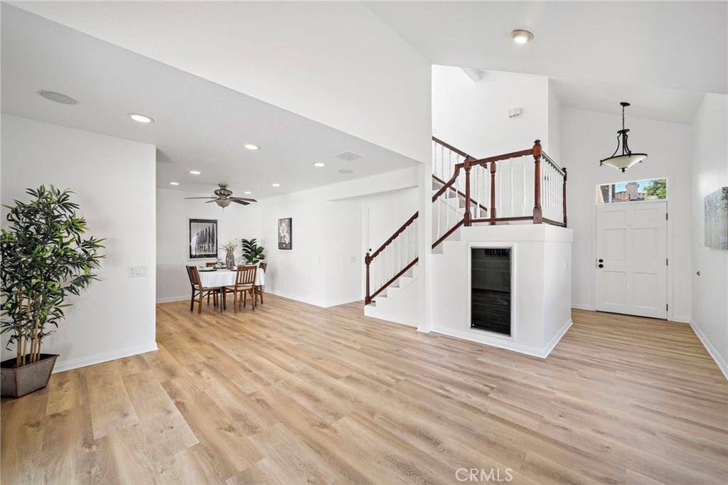Image 3 of property listing at 2168 Kristin, Costa Mesa, CA 92627