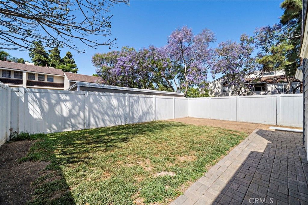 Image 31 of property listing at 2168 Kristin, Costa Mesa, CA 92627