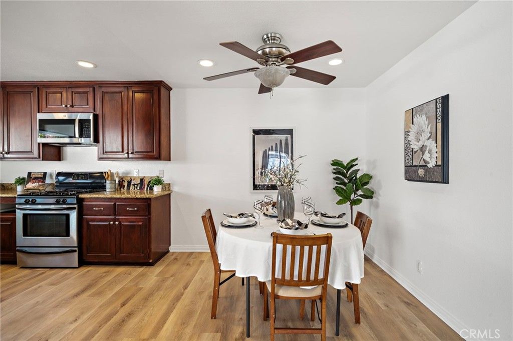 Image 7 of property listing at 2168 Kristin, Costa Mesa, CA 92627