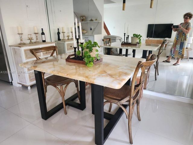 11841 SW 18th St 4-21, Miami, FL 33175
