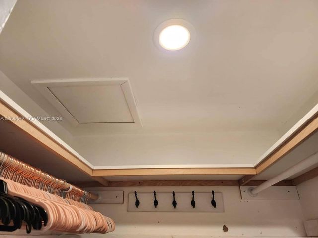 11841 SW 18th St 4-21, Miami, FL 33175