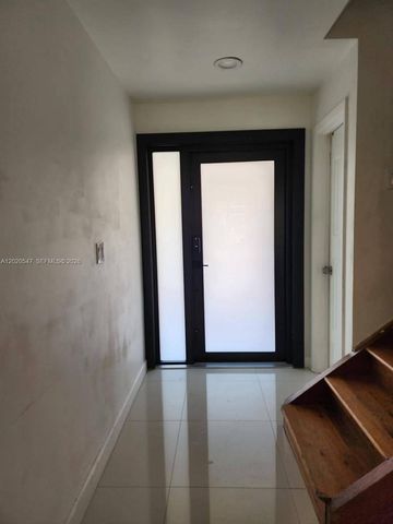 11841 SW 18th St 4-21, Miami, FL 33175