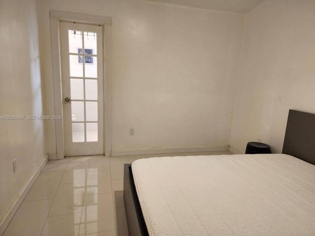 11841 SW 18th St 4-21, Miami, FL 33175