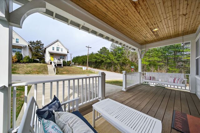 400 Juniper Dr, Cookeville, TN 38501