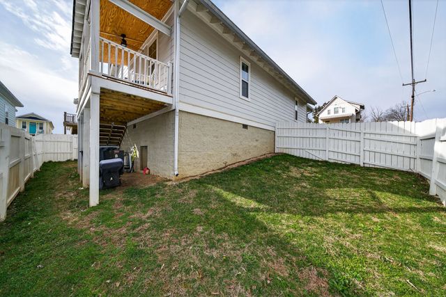 400 Juniper Dr, Cookeville, TN 38501