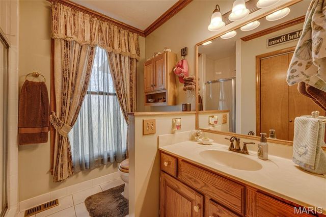 1733 Highway Aa, Farmington, MO 63640