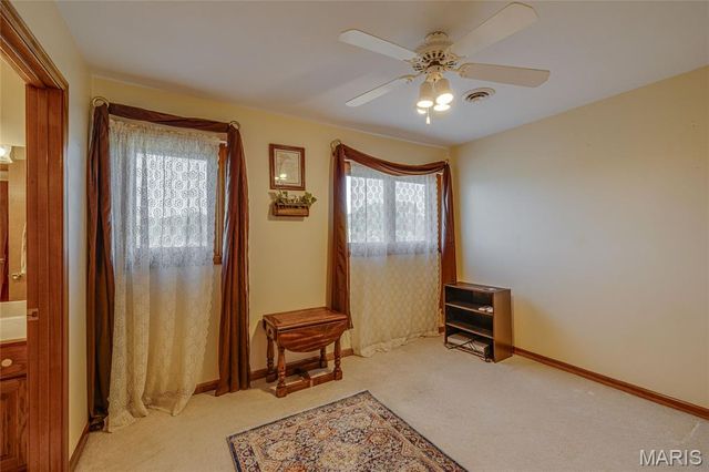 1733 Highway Aa, Farmington, MO 63640