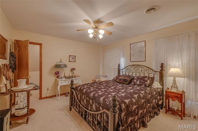 1733 Highway Aa, Farmington, MO 63640