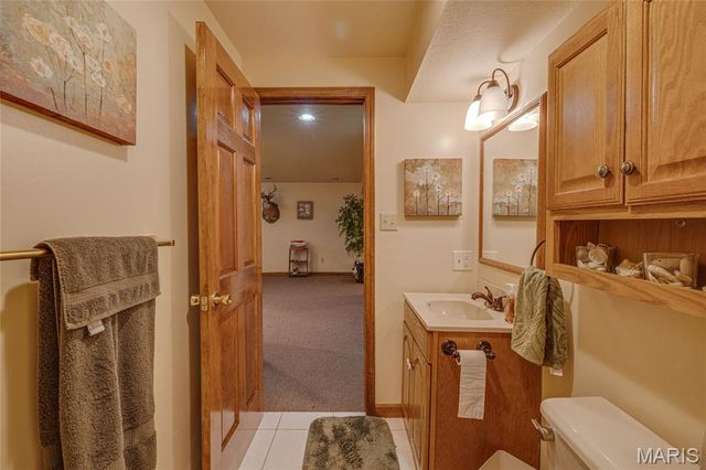 1733 Highway Aa, Farmington, MO 63640