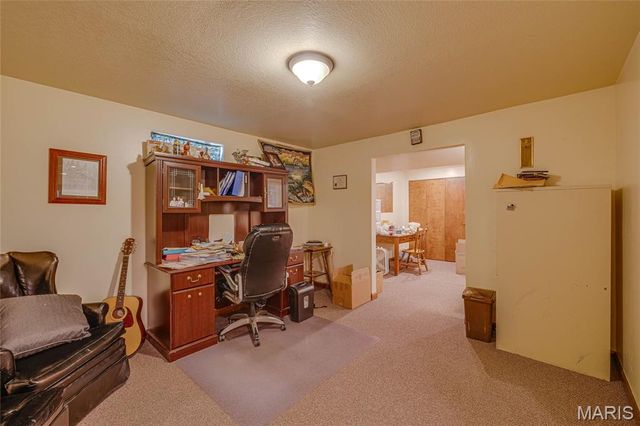 1733 Highway Aa, Farmington, MO 63640