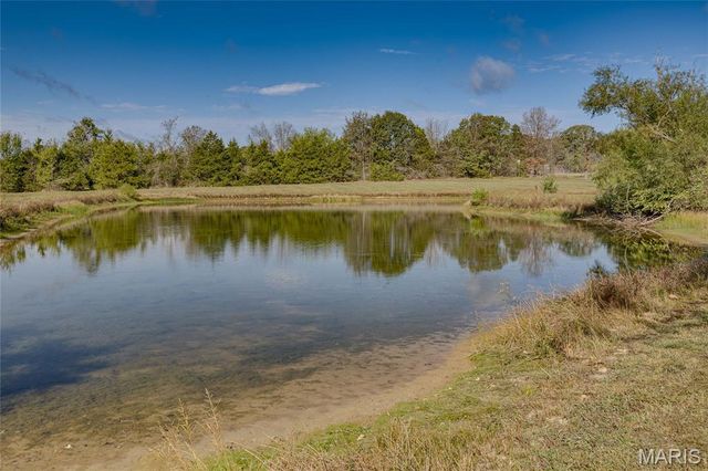 1733 Highway Aa, Farmington, MO 63640