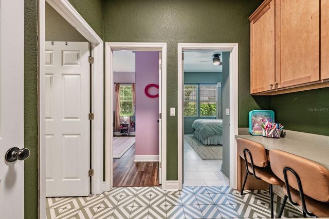 6004 HAMMOCK HILL AVENUE, Lithia, FL 33547
