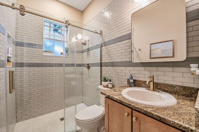 6004 HAMMOCK HILL AVENUE, Lithia, FL 33547