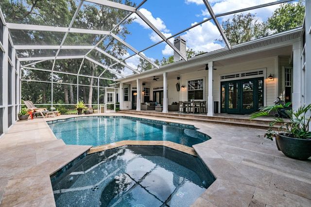 6004 HAMMOCK HILL AVENUE, Lithia, FL 33547