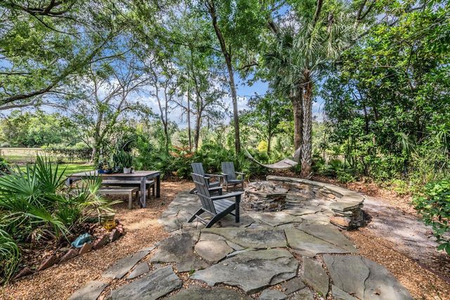 6004 HAMMOCK HILL AVENUE, Lithia, FL 33547