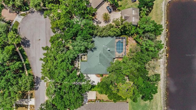 6004 HAMMOCK HILL AVENUE, Lithia, FL 33547