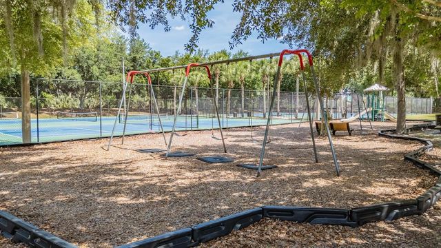 6004 HAMMOCK HILL AVENUE, Lithia, FL 33547