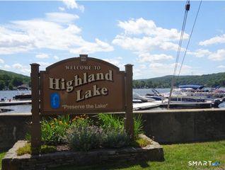 660 East Wakefield Boulevard, Winchester, CT 06098