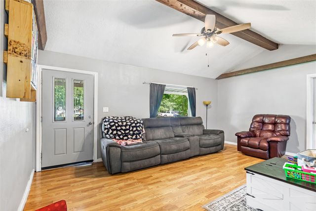 314 County Road 3181, Cleveland, TX 77327