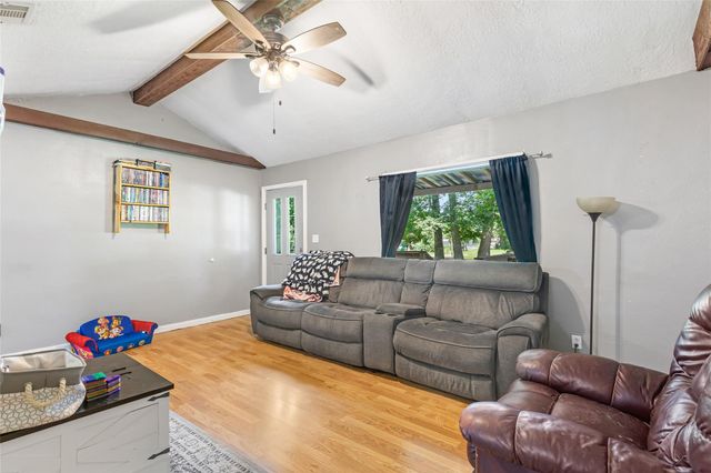 314 County Road 3181, Cleveland, TX 77327