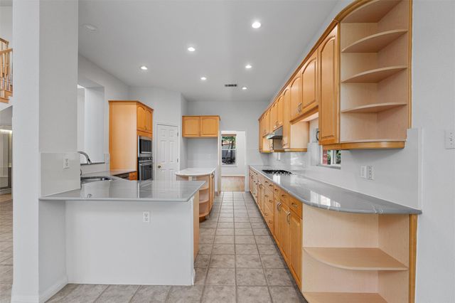 8204 Texas Plume RD, Austin, TX 78759