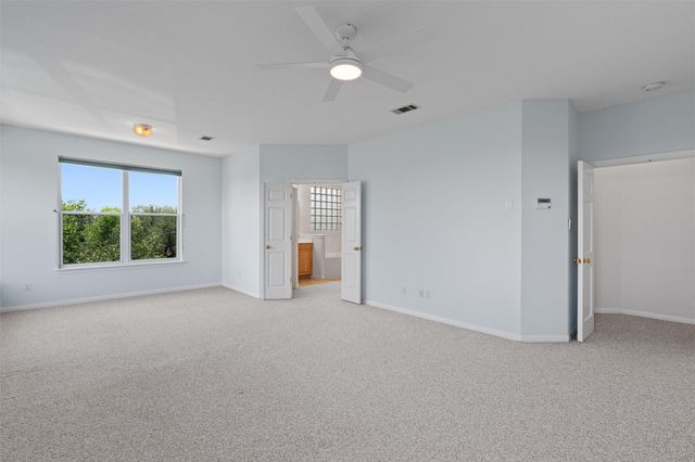 8204 Texas Plume RD, Austin, TX 78759