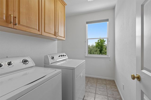 8204 Texas Plume RD, Austin, TX 78759