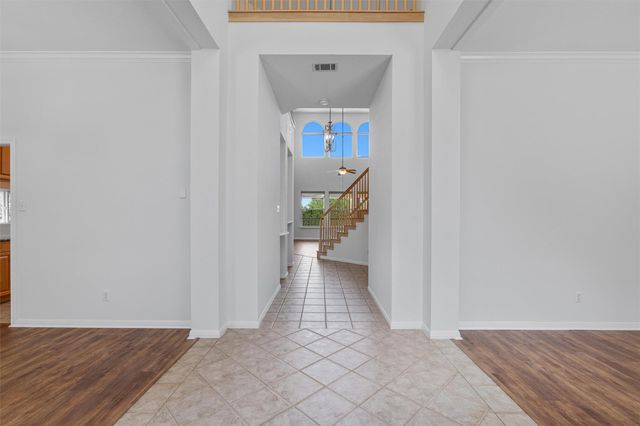8204 Texas Plume RD, Austin, TX 78759