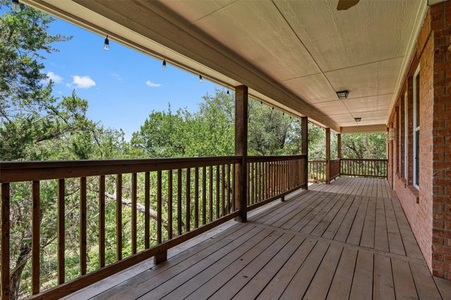 8204 Texas Plume RD, Austin, TX 78759