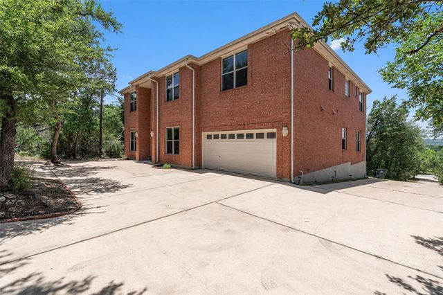 8204 Texas Plume RD, Austin, TX 78759