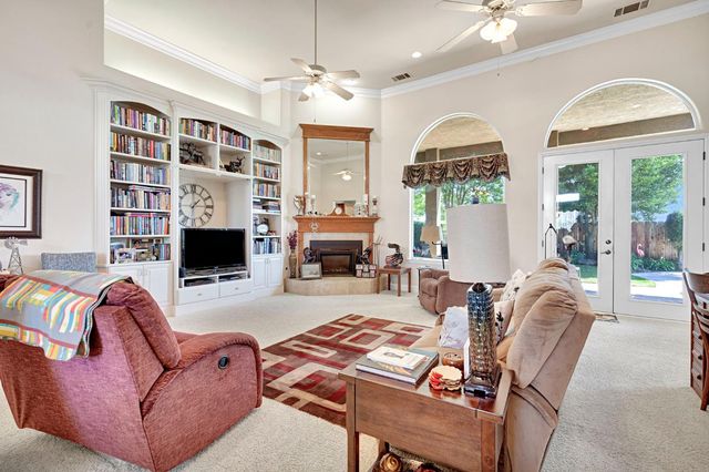2572 Trenton Avenue, Clovis, CA 93619