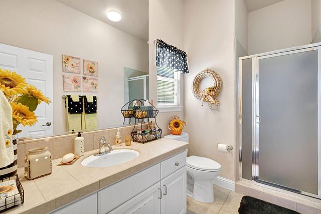 2572 Trenton Avenue, Clovis, CA 93619