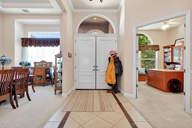 2572 Trenton Avenue, Clovis, CA 93619