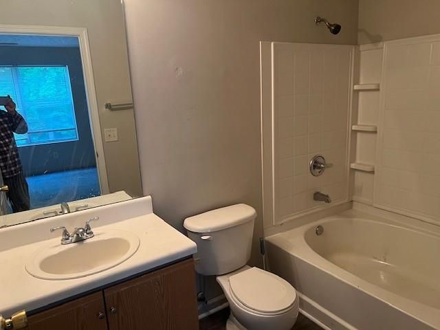 3237 Fairington Drive, Lithonia, GA 30038
