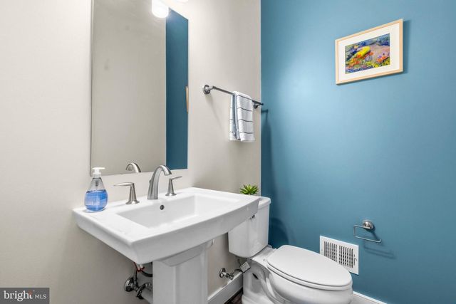 1878 EASTERLY RD, Reston, VA 20190