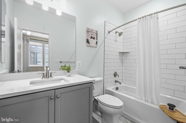 1878 EASTERLY RD, Reston, VA 20190