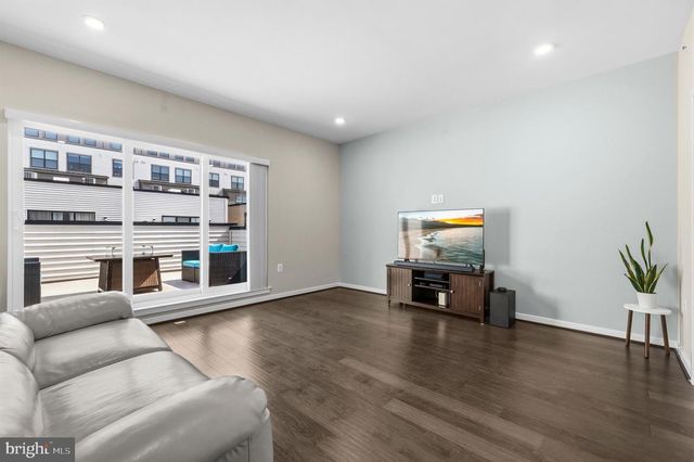 1878 EASTERLY RD, Reston, VA 20190