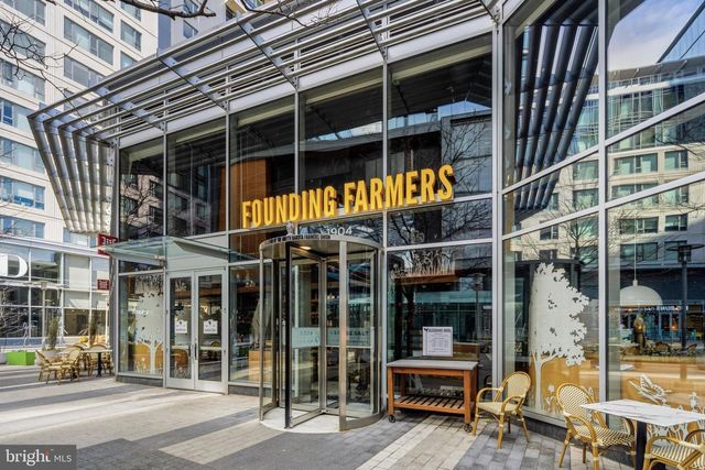 1878 EASTERLY RD, Reston, VA 20190