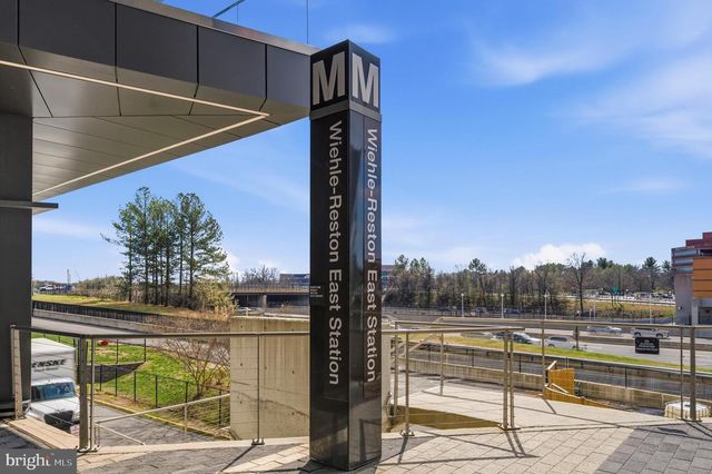 1878 EASTERLY RD, Reston, VA 20190