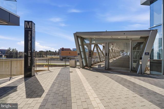 1878 EASTERLY RD, Reston, VA 20190