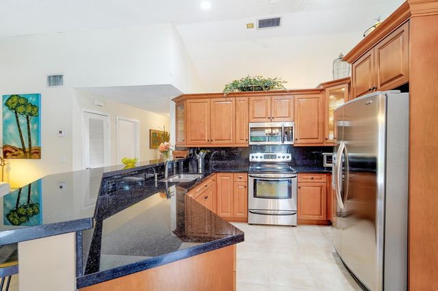 1677 NW 111th Way, Coral Springs, FL 33071